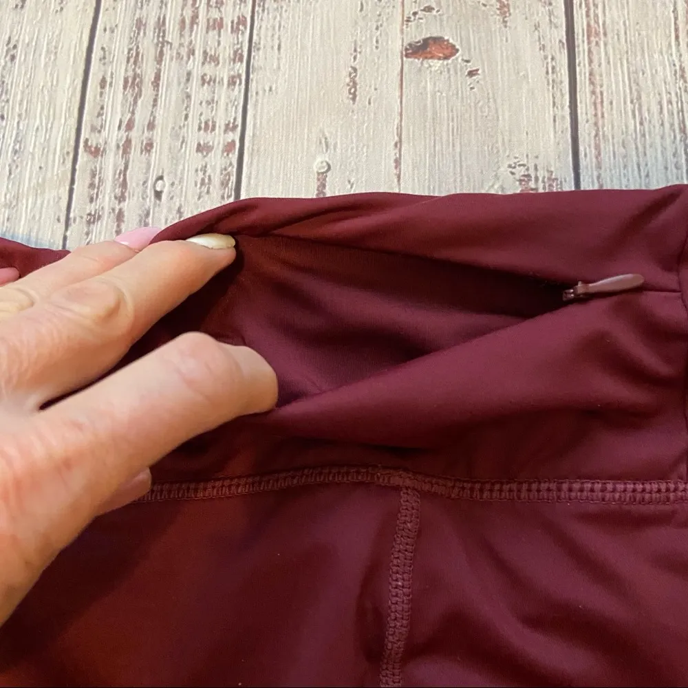 Fabletics Mid-Rise Reflective Powerlite 7/8 Leggings. Size Medium. EUC - Image 6