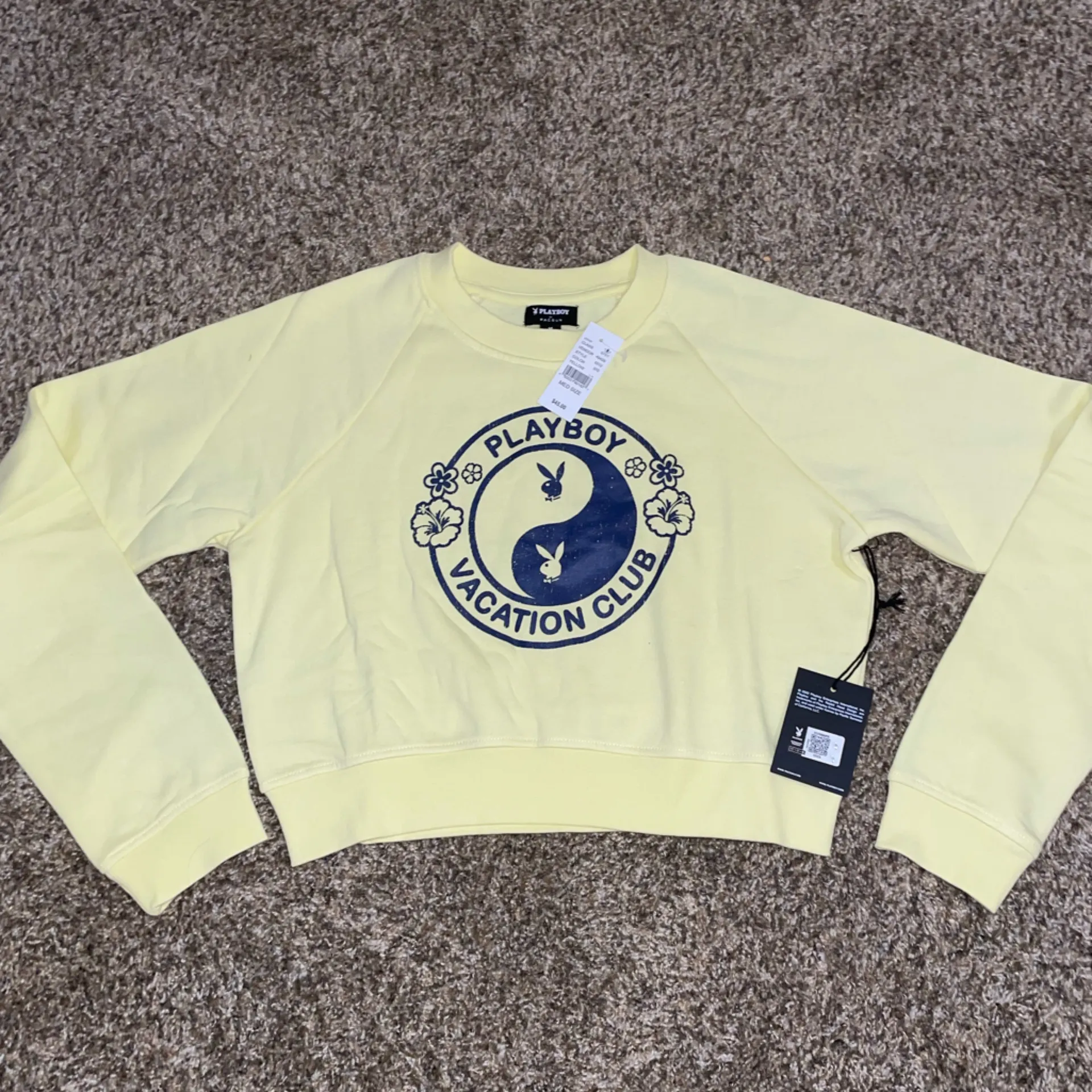 NWT-playboy cropped sweatshirt - Image 5