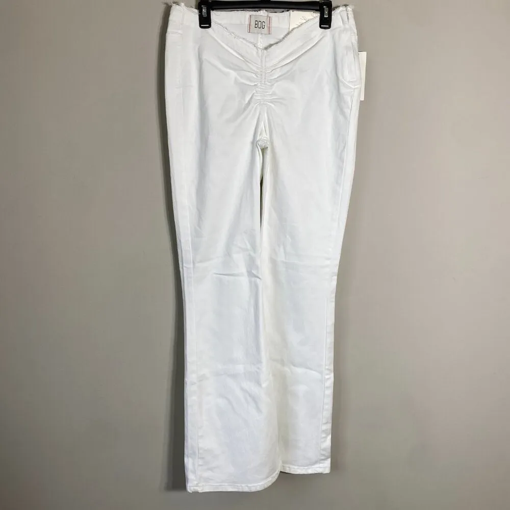 NWT Urban Outfitters BDG Ruched V-Front Flare Jeans Women's 31 White Low Rise - Image 6