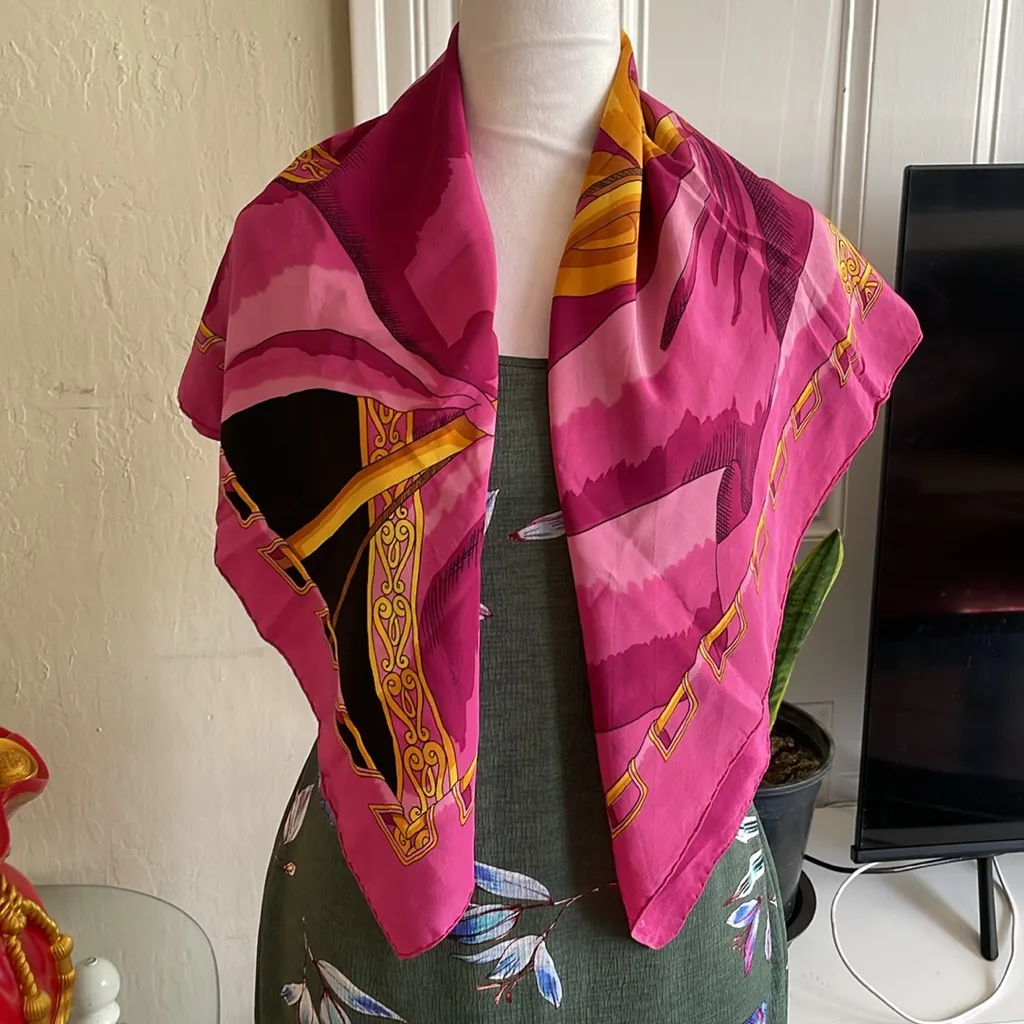 Rochas Paris Pink and Gold Scarf - Image 7