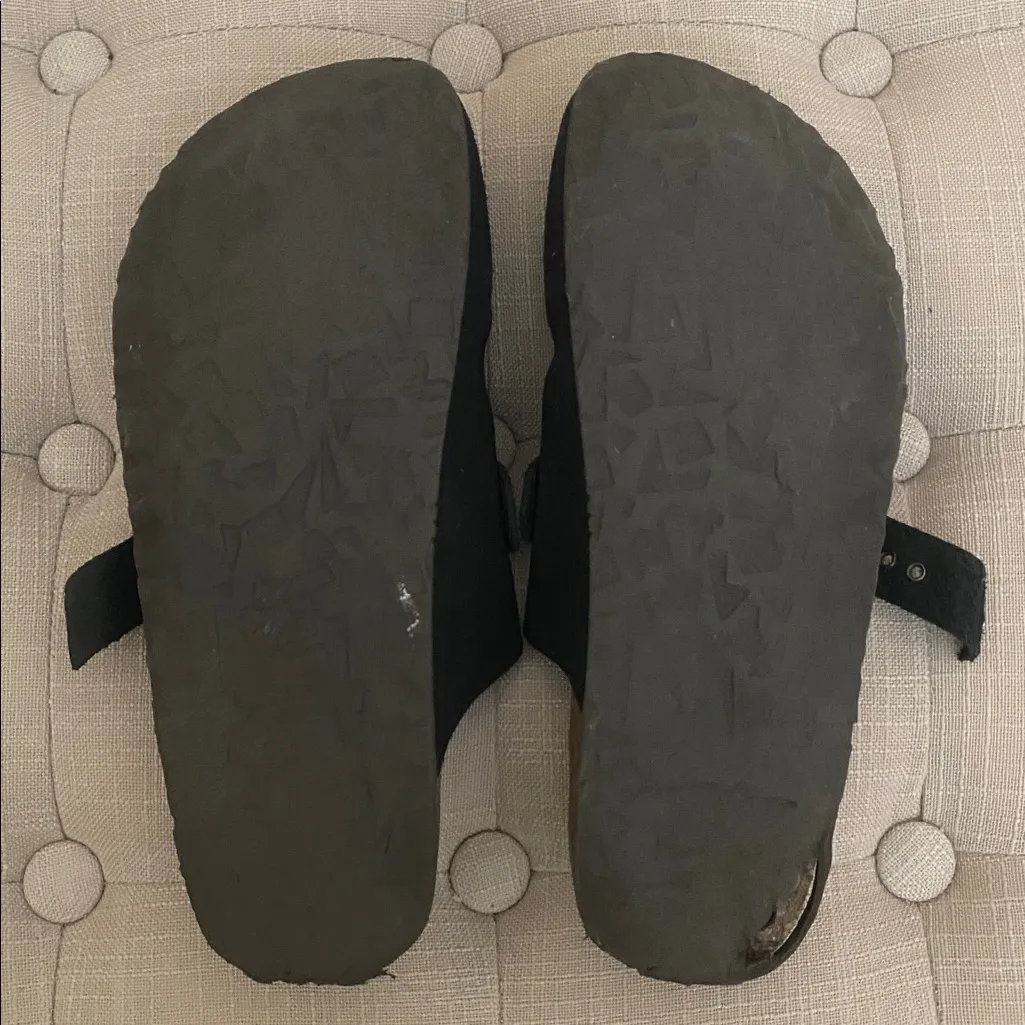 American Eagle Outfitters Vintage Women’s Clogs - Image 4