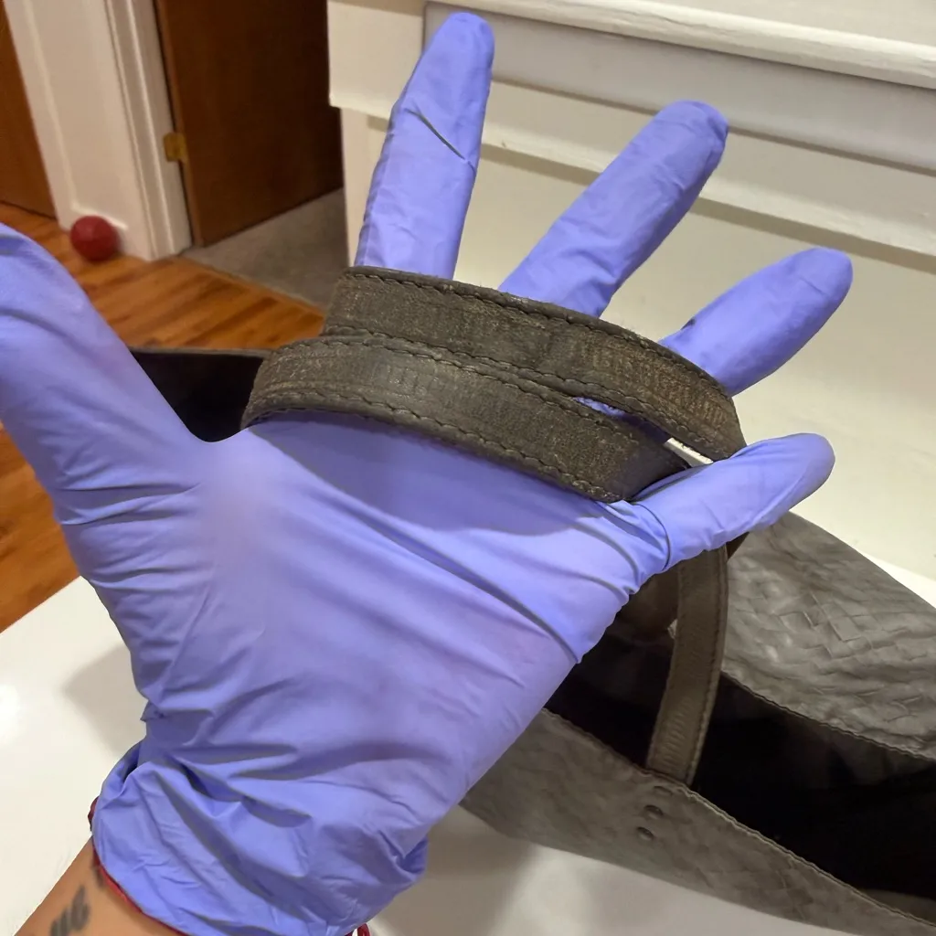 Bottega Veneta Grey Tote Bag - Image 6