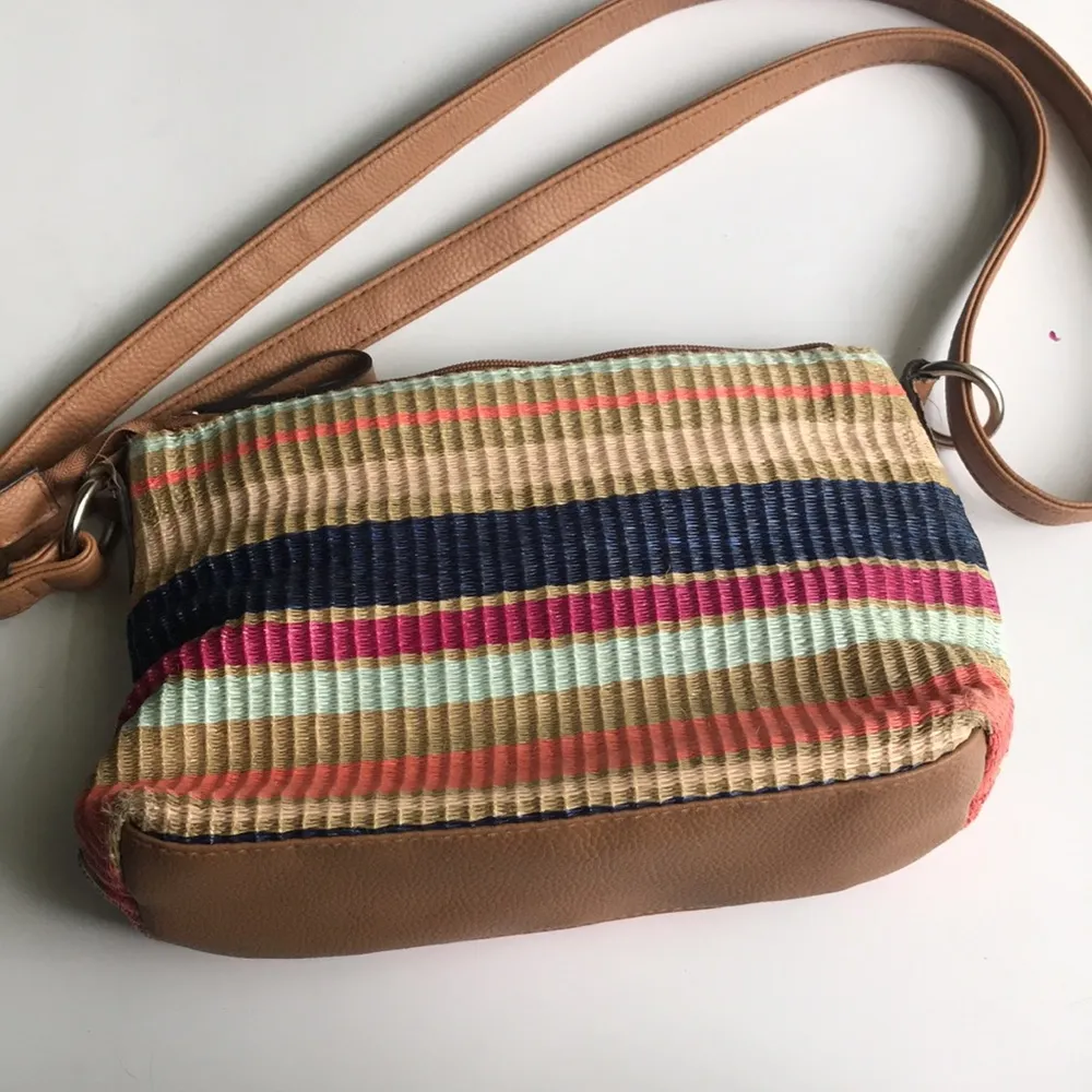 Straw & faux leather purse - Image 5