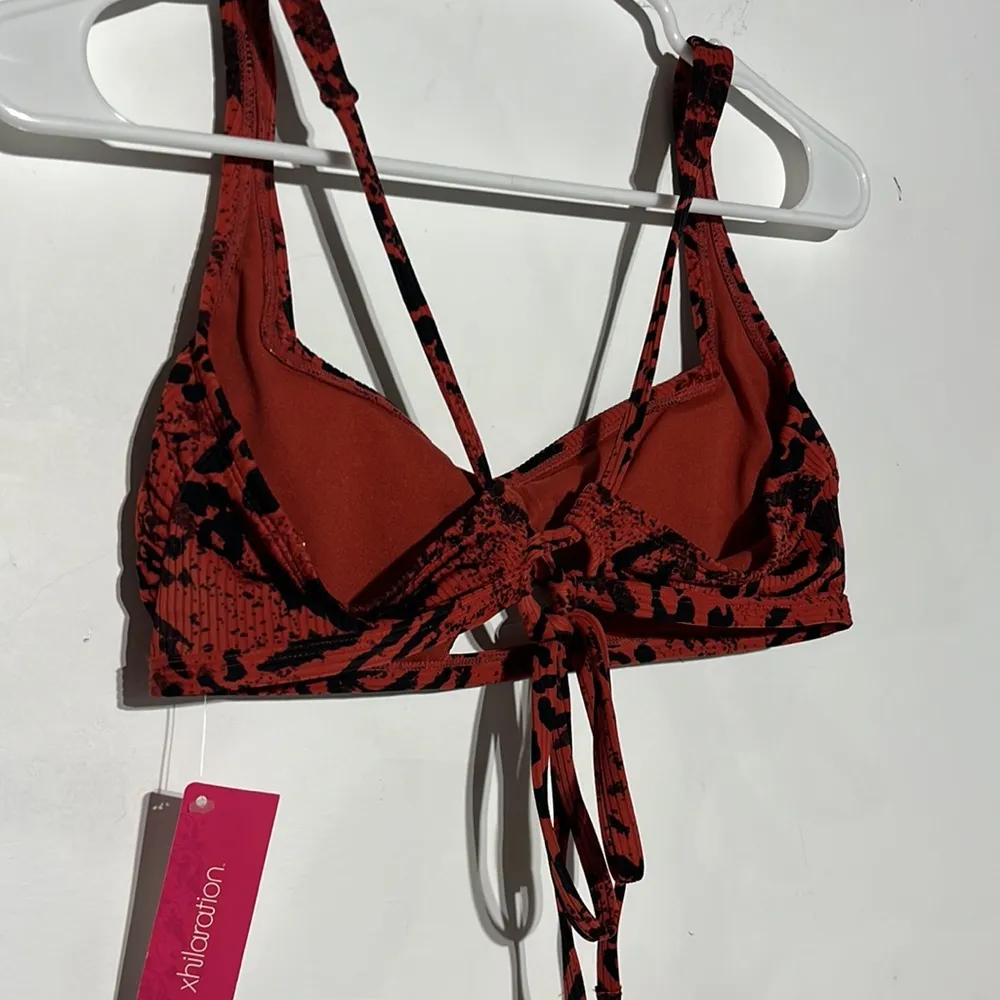 NEW Xhilaration Juniors Red Animal Print Bikini Top Size L (8-10) - Image 5