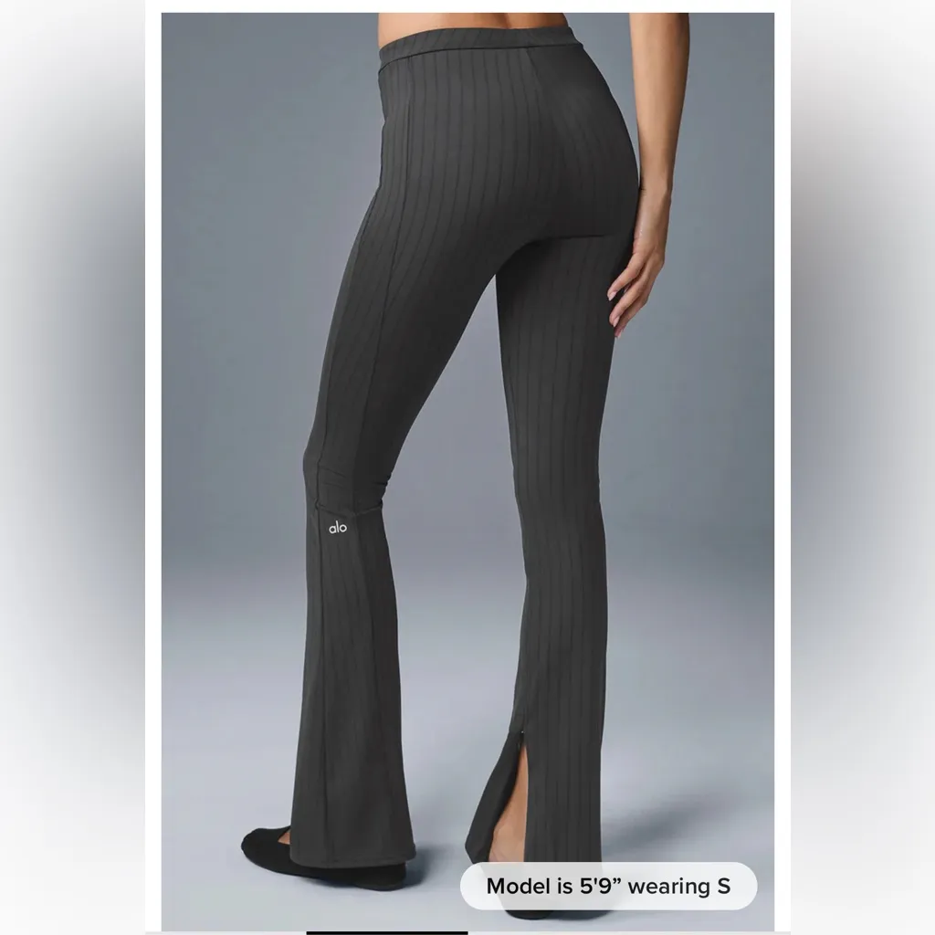 Alo Yoga High-Waist Pinstripe Zip It Flare Legging - Image 4