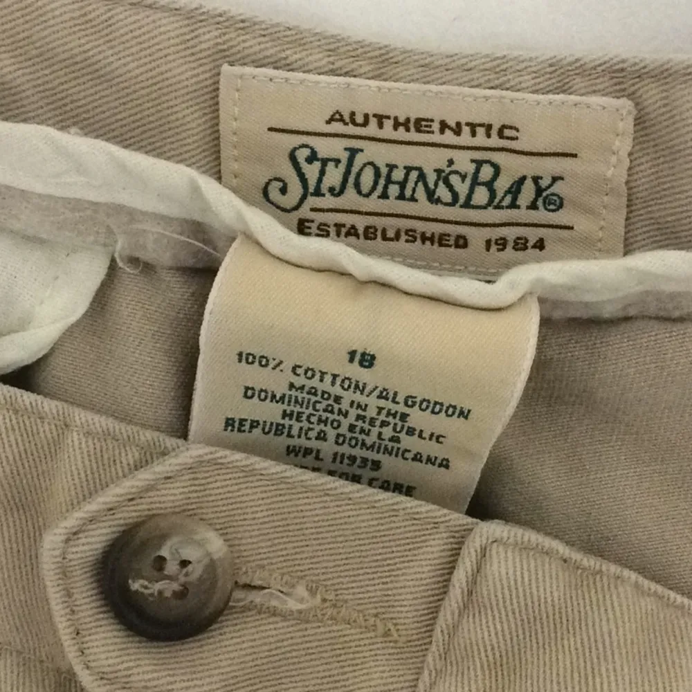 St. John’s Bay Khaki Pants Plus size - Image 4