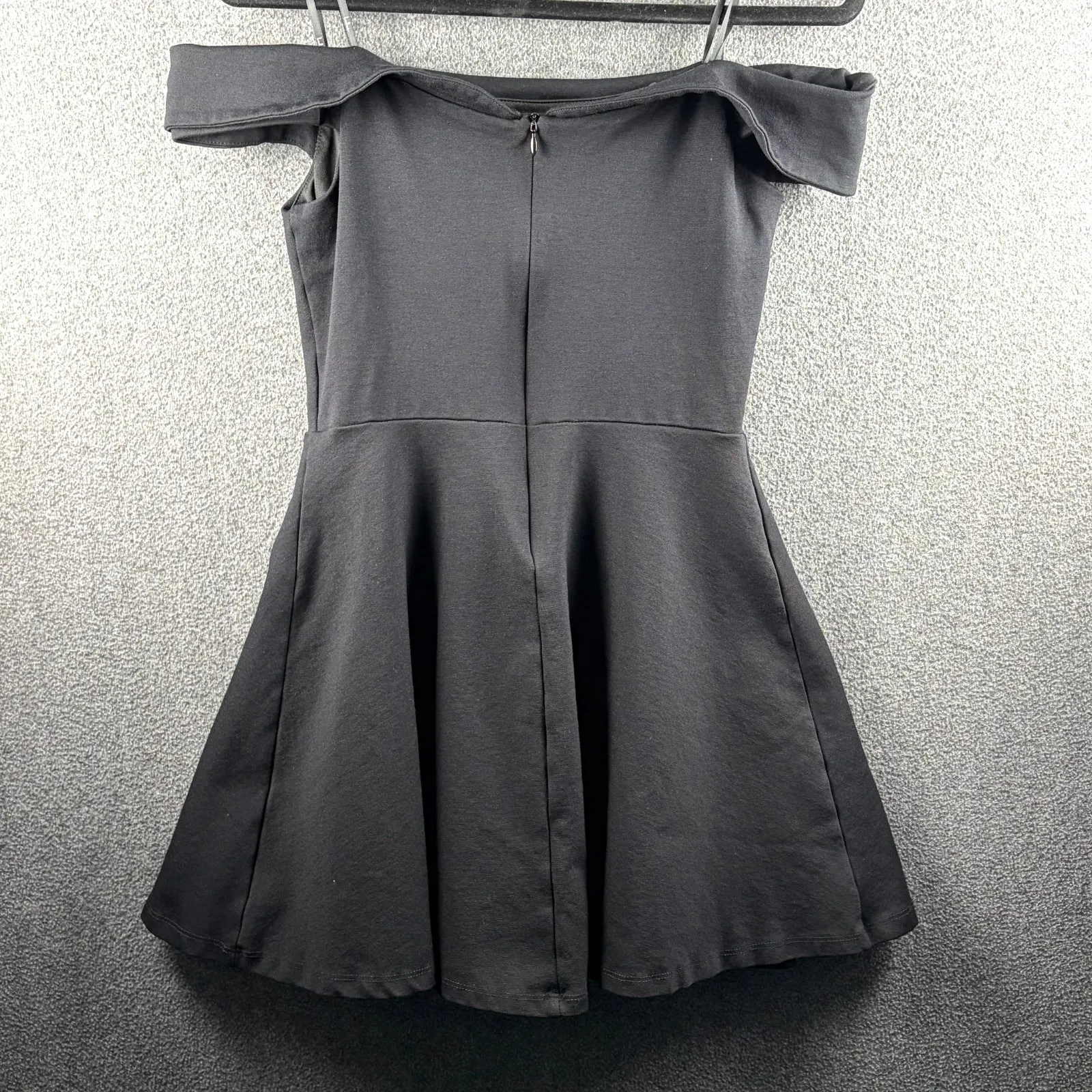 Lulus Season of Fun Black Off-the-Shoulder Skater Mini‎ Dress Medium JD7678 - Image 6