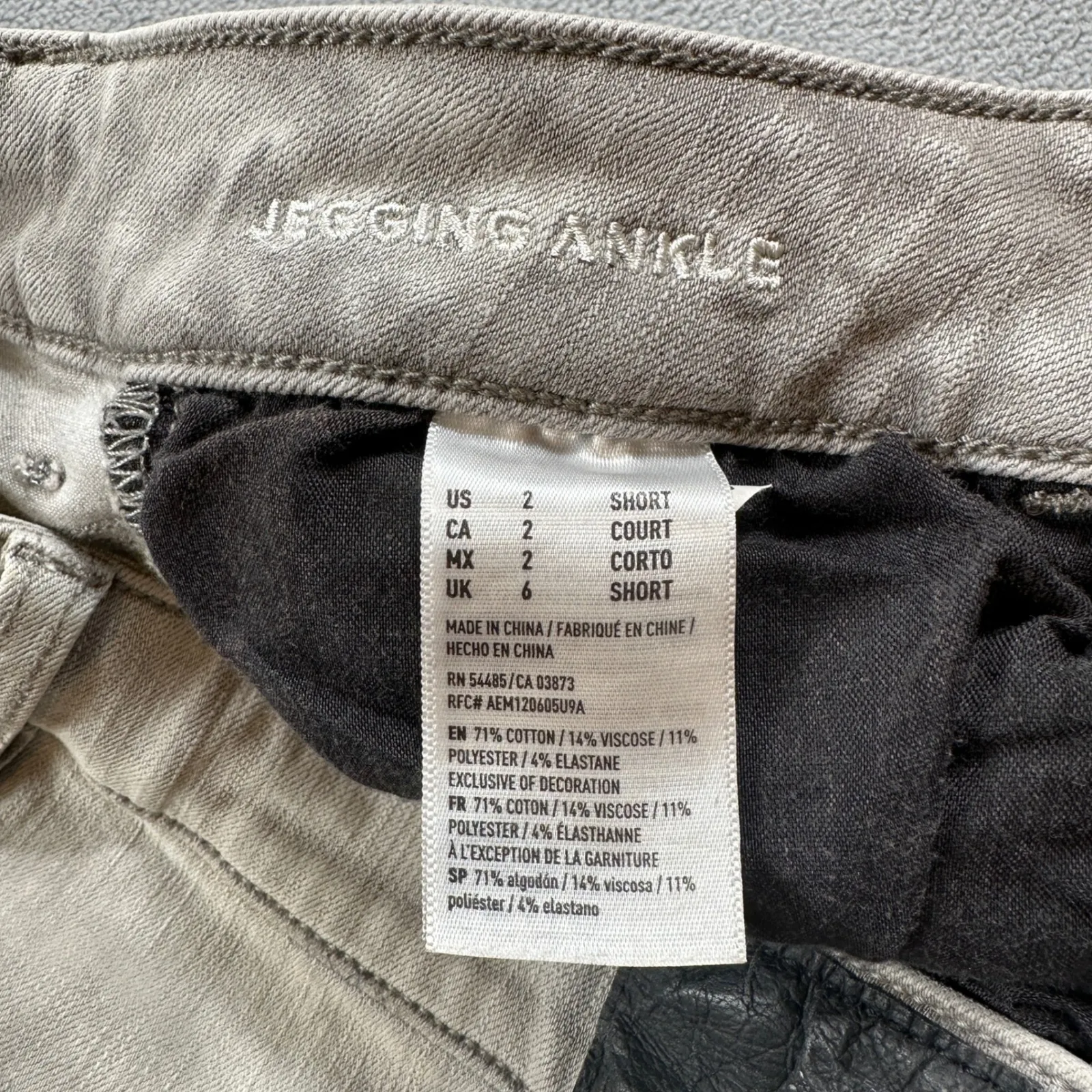 American Eagle Jeans Womens 2 Short Gray Jeggings Ankle Low Stretch Rolled Cuffs - Image 6