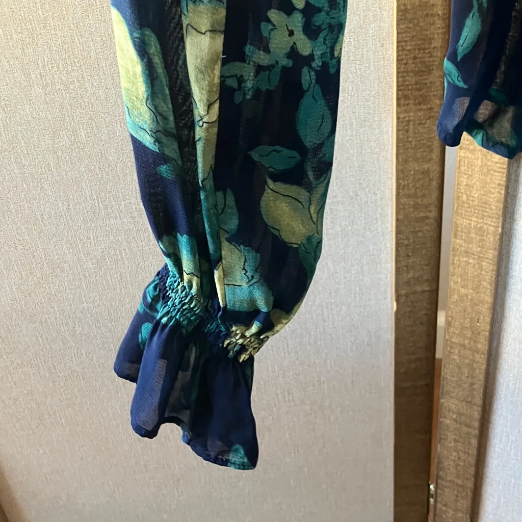 FINAL MARKDOWN Francesca Rose Navy Rayon Top large - Image 9