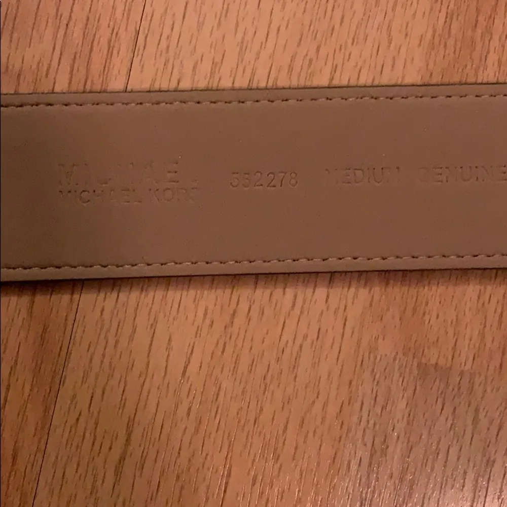 MICHAEL Michael Kors Green Metallic Leather Belt M - Image 4