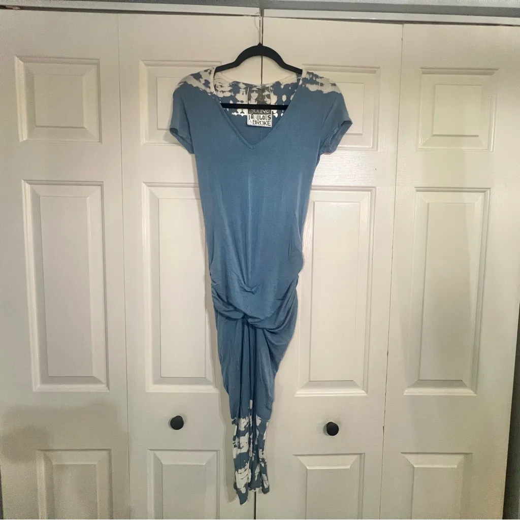 Young Fabulous & Broke YFB Blue Tie Dye Women's Midi Dress Ruched Size Small - Image 3