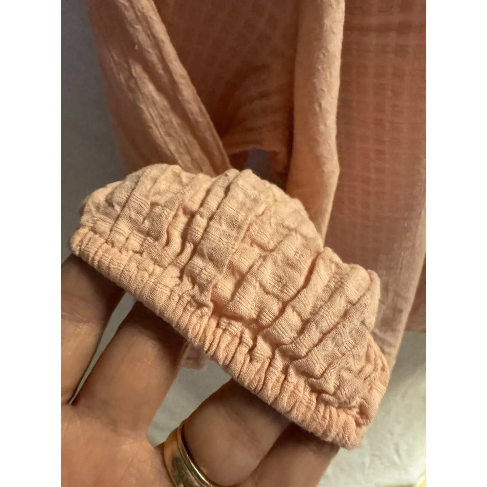 Lauren Conrad Women's Blouse Size XL‎ Soft Peach. Elastic Wrists Tie Front. - Image 2