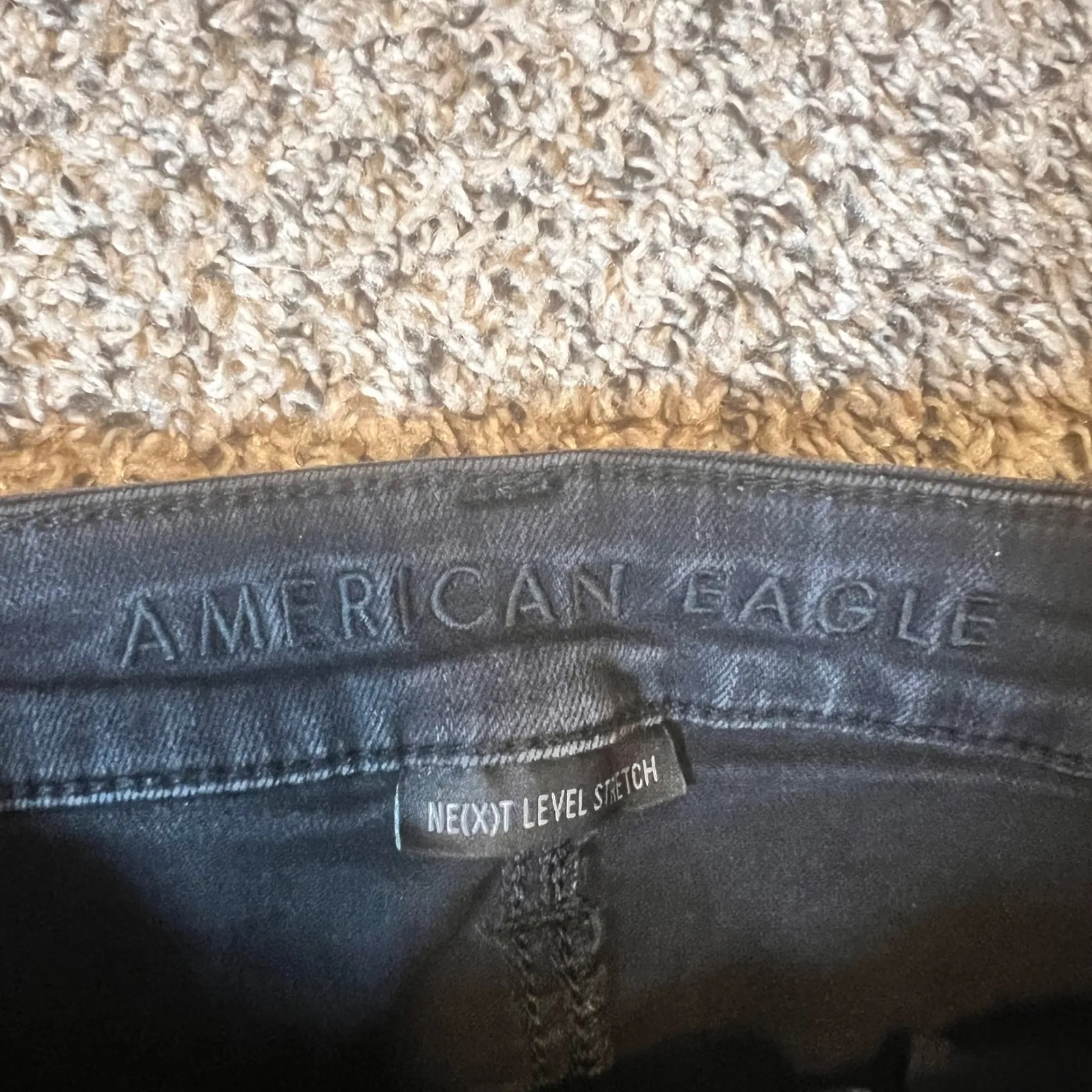 American Eagle Super Hi Rise Jegging Jeans Black Ripped Knee Women Size 8 Short - Image 2