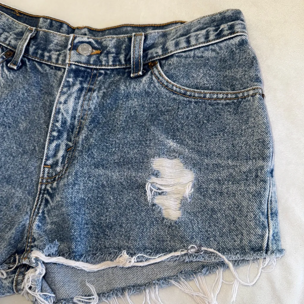 Vintage distressed Levi's 517 Blue Denim Cutoff 100% Cotton Shorts Size 11-READ - Image 10