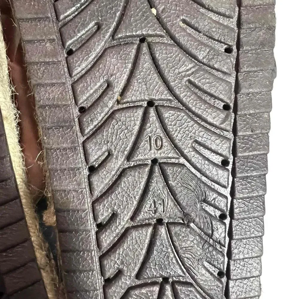 Qupid Women's Ankle Strap Snakeskin Pattern Flat Sole‎ Sandals Size 10 - Image 8