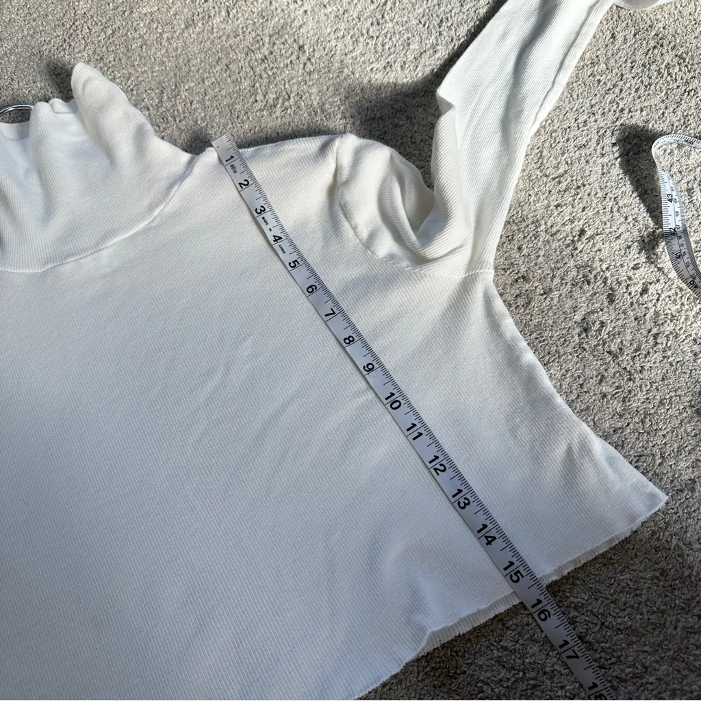 Eterne Women’s Cropped Fitted Turtleneck Top Butter Ribbed Soft Jersey Cream L White Size L - Image 11