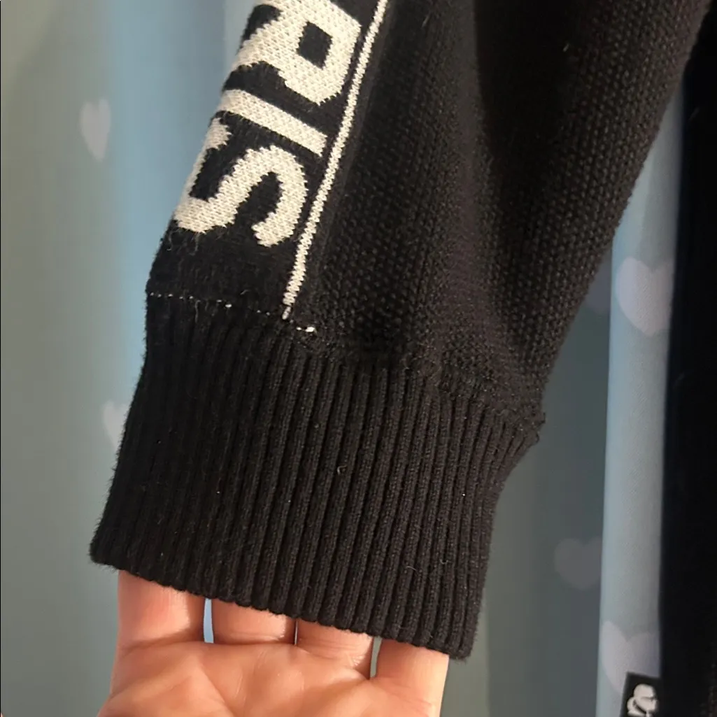 Karl Lagerfeld Size XS Black Pullover with Heart Logo - Image 5