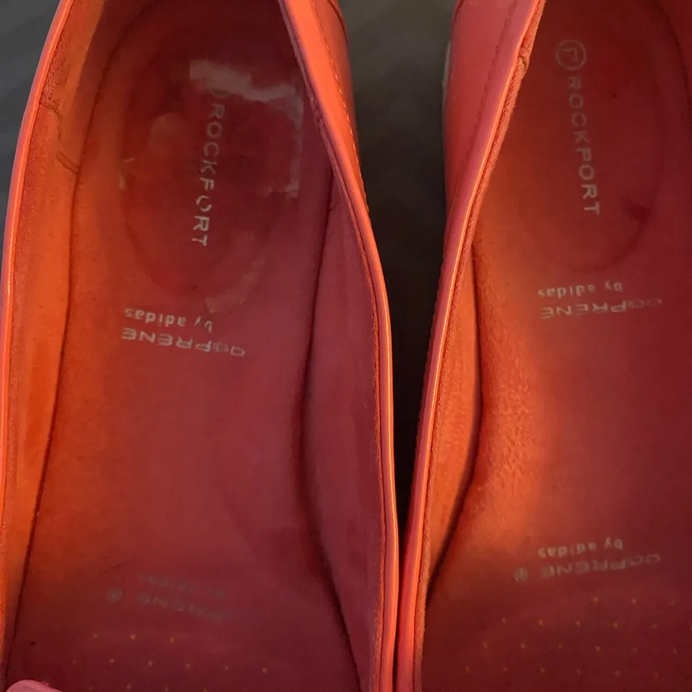 Rockport Neon Pink Patent Loafers with Chain Link Detail & Adiprene by Adidas Size 8.5 - Image 3