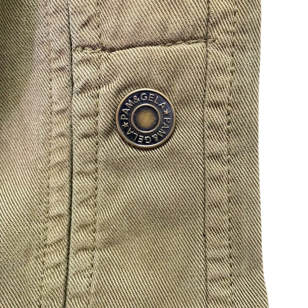 Pam & Gela x Revolve Snap Leg Cargo Crop Jogger Pants in Army Green Size P |  XS - Image 7