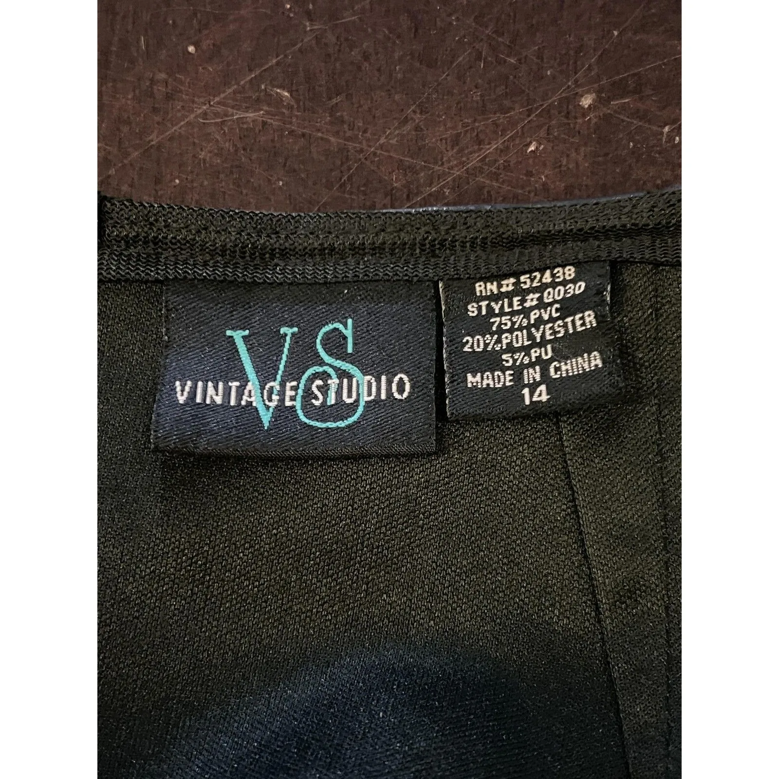 Vintage Studio Skirt Womens 14 Black Faux Leather Pencil Knee Length Lined - Image 3