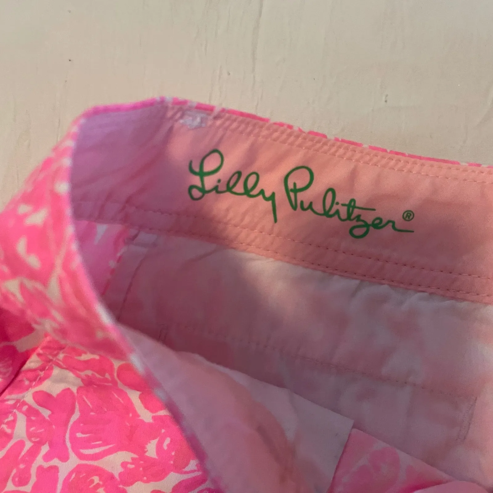 Lilly Pulitzer Callahan Shorts Size 2 Pink Floral Print Cotton Casual - Image 3
