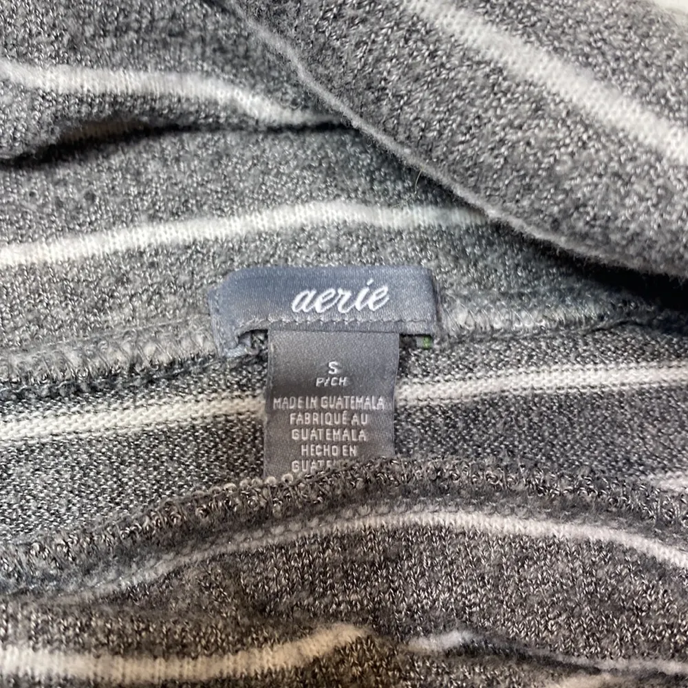 Womens aerie turtleneck - Image 3