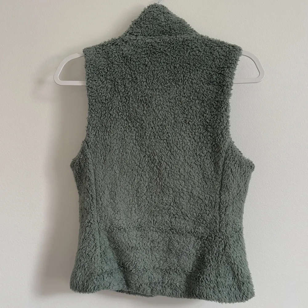 Patagonia Los Gatos Vest Size Small Women’s Full Zip Up Jacket in light green - Image 6