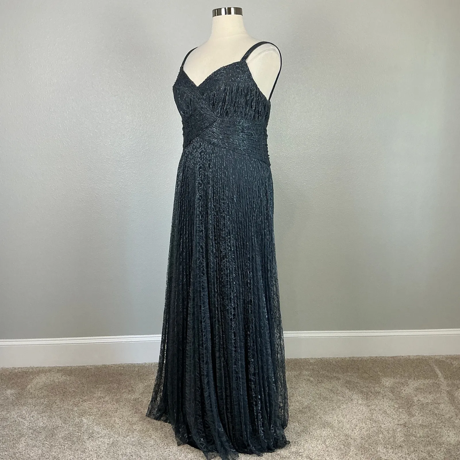 JS Collections Sequin Lace Pleated Long A-Line Evening Gown Gray Size 16W Dress - Image 5