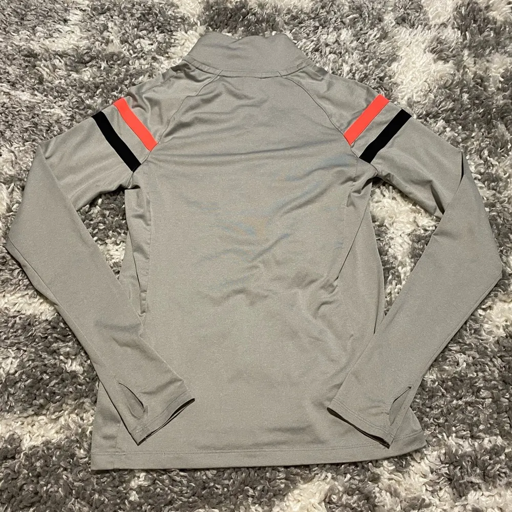 VS Pink Ultimate Deep 1/2 Zip Pullover - Image 6