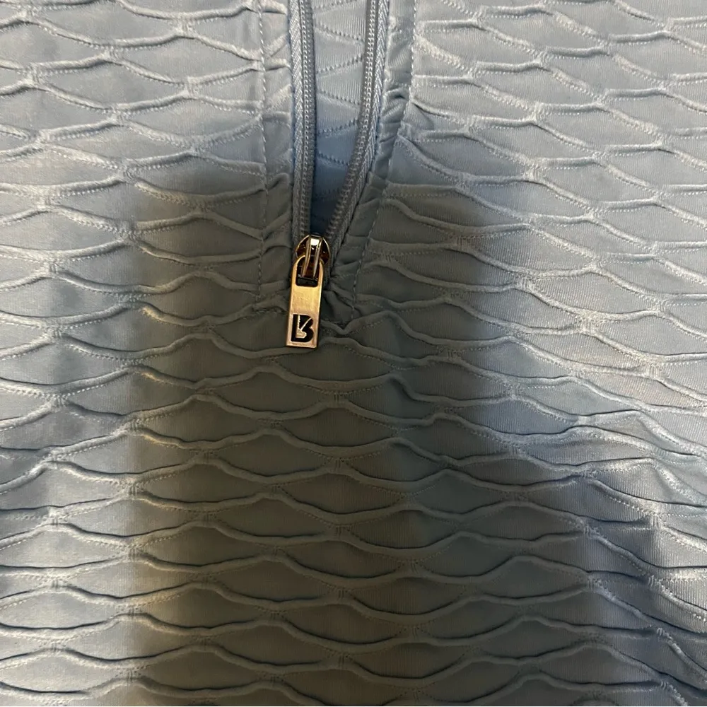 Buffbunny cropped half zip size small - Image 2