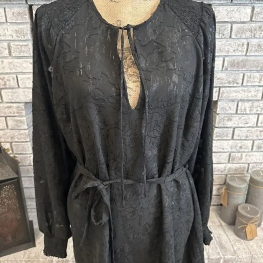 Elizabeth and James‎ Smock Sleeve Tie Waist Dress Black Large Semi-Sheer Floral - Image 4