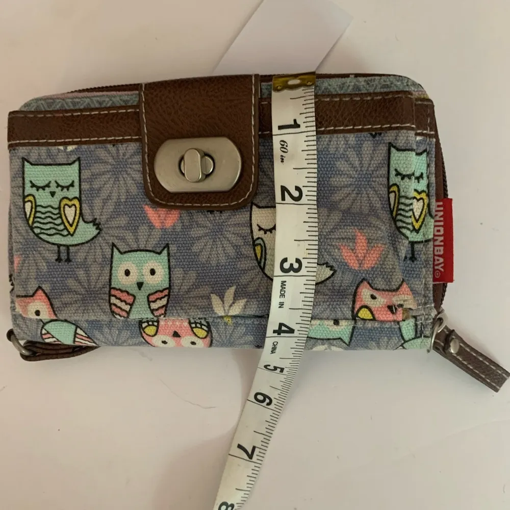 UNION BAY “OWL” WALLET / WRISTLET - Image 3