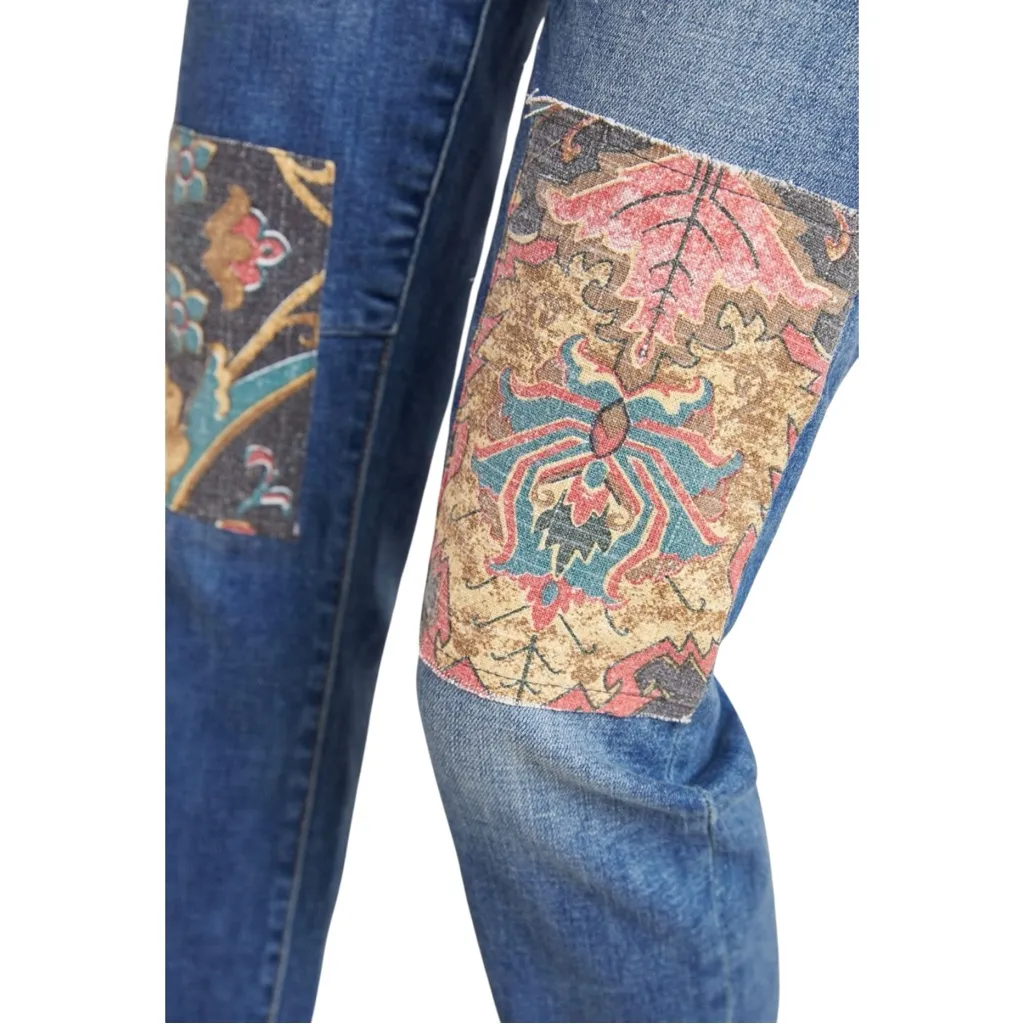 Anthropologie Pilcro Tapestry Patchwork Boyfriend Jeans 27 Boho Chic - Image 4