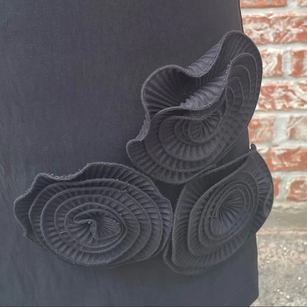 Romeo & Juliet Couture black satin cocktail dress with floral appliqué / NWOT - Image 4