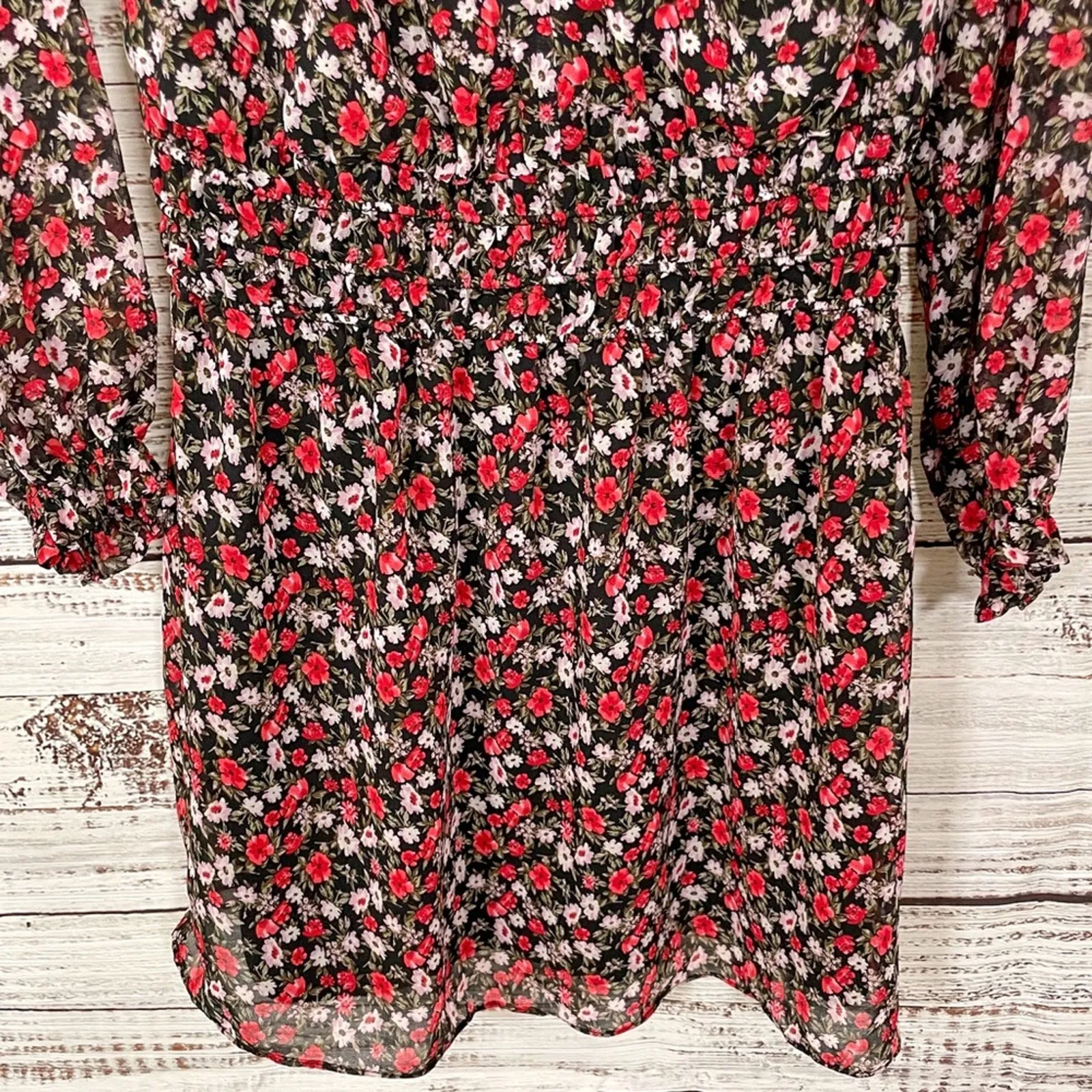 NEW Socialite Smock Waist Floral Mini Dress, NWOT, Size Small - Image 7
