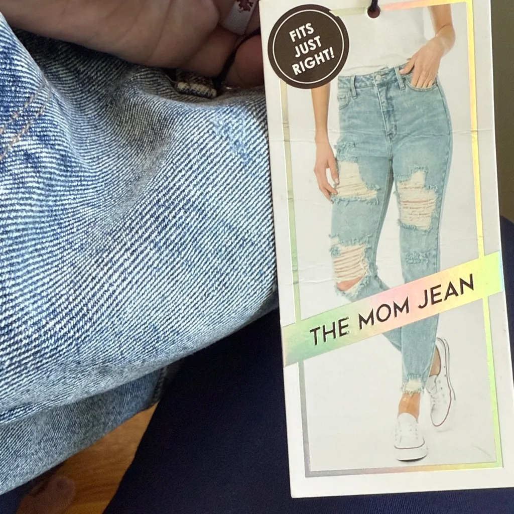 TINSELTOWN Womens Size 9 Blue Distressed Mom‎ Jeans High Rise Frayed Hem - Image 4