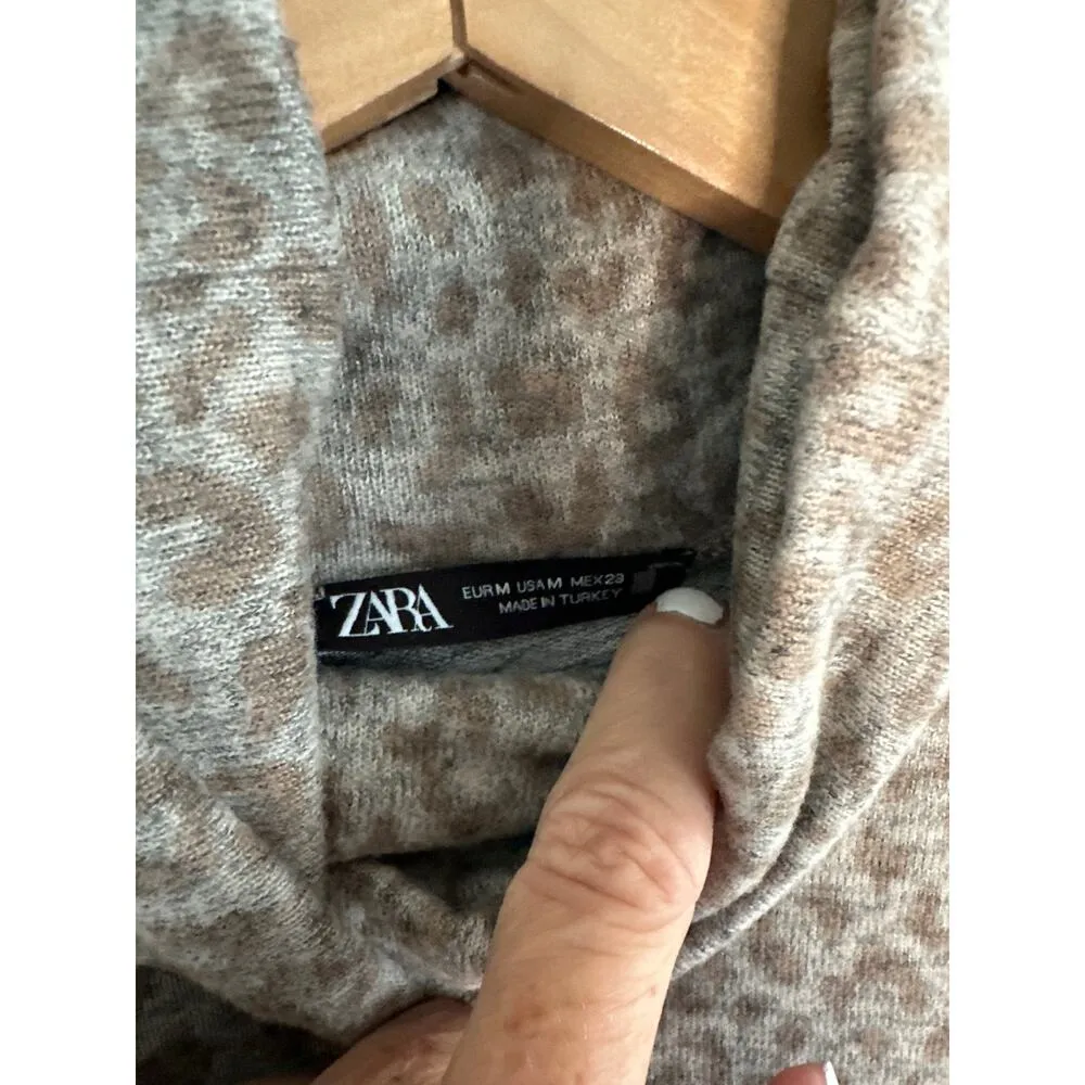 Zara Turtleneck Sweater Cheetah Animal Print Soft Cozy Minimalist Tan Stretchy - Image 5