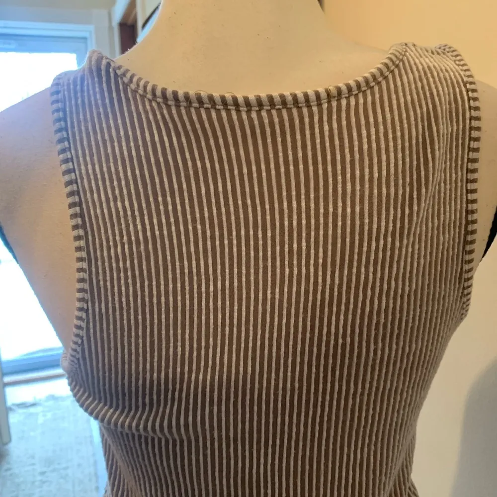 Caution to the Wind | Striped Brown and White tie front top - Image 3
