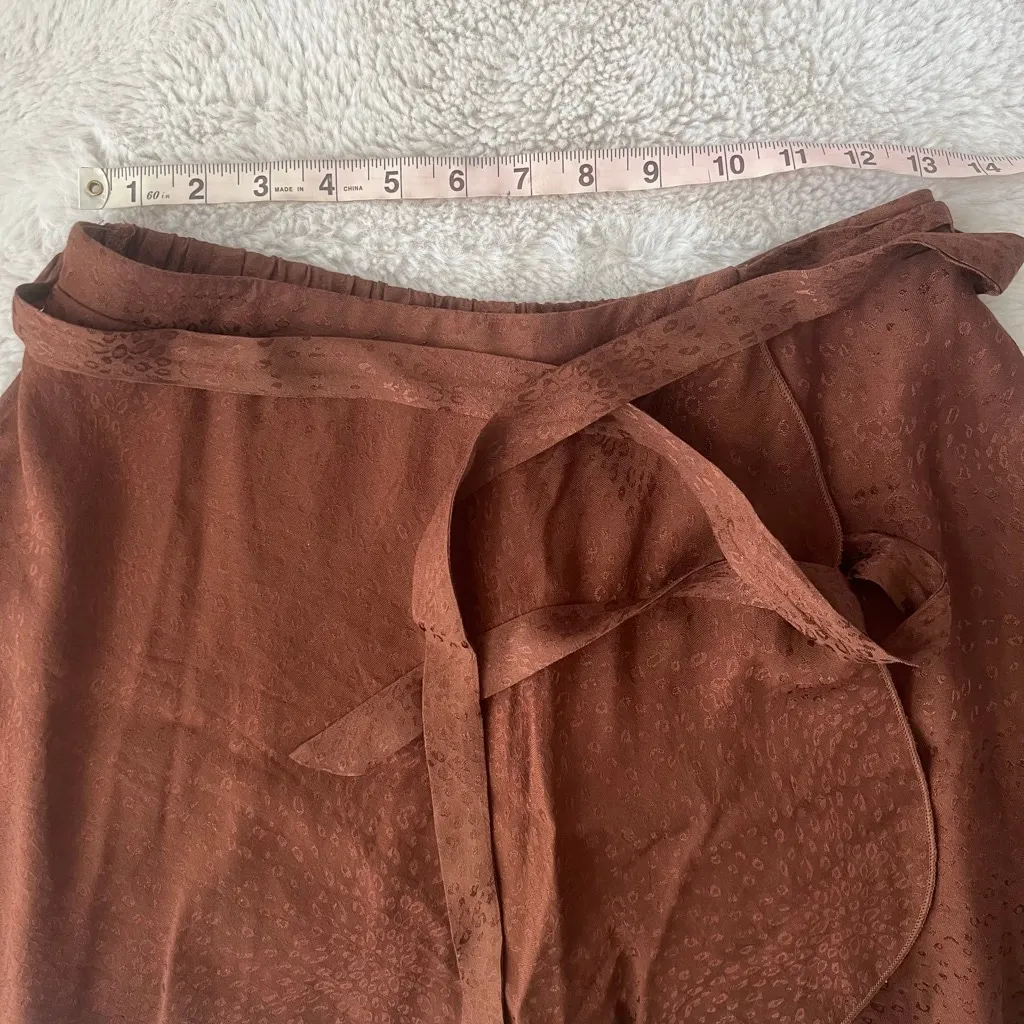 Women's KIRIOUS Brown Leopard Print Wrap Skort Size M Viscose Blend - Image 5