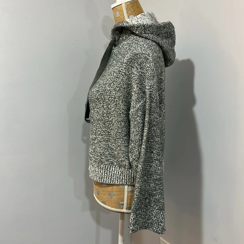 Ruby Moon  Gray Hooded Sweater Size Small - Image 4