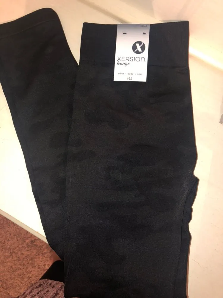 Black Camo Leggings Size M - Image 2