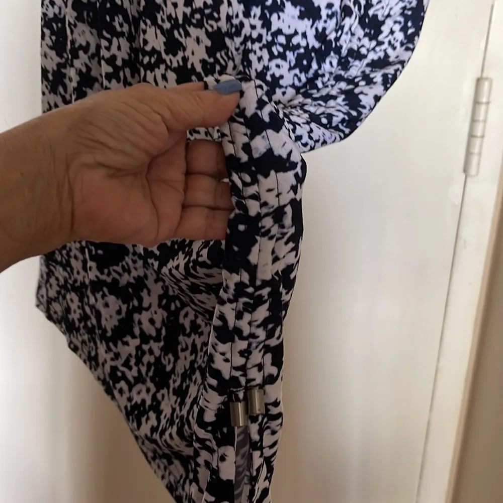 NWOT, Jones NY Black, Navy & White Midi/Maxi dress w Shirred Side Assymetrical - Image 3