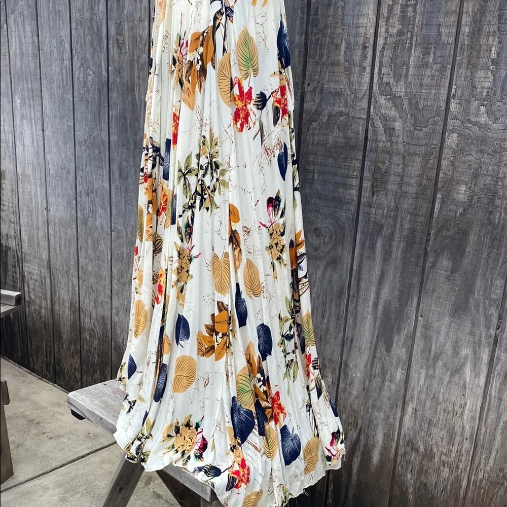 VintageClothing Women's Floral Maxi with Sleeves Flowy Boho Beach Dress Size Sm Orange - Image 7