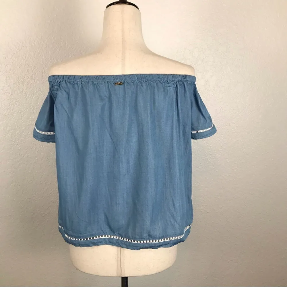 Bebe chambray off the shoulder boxy fit top L - Image 4