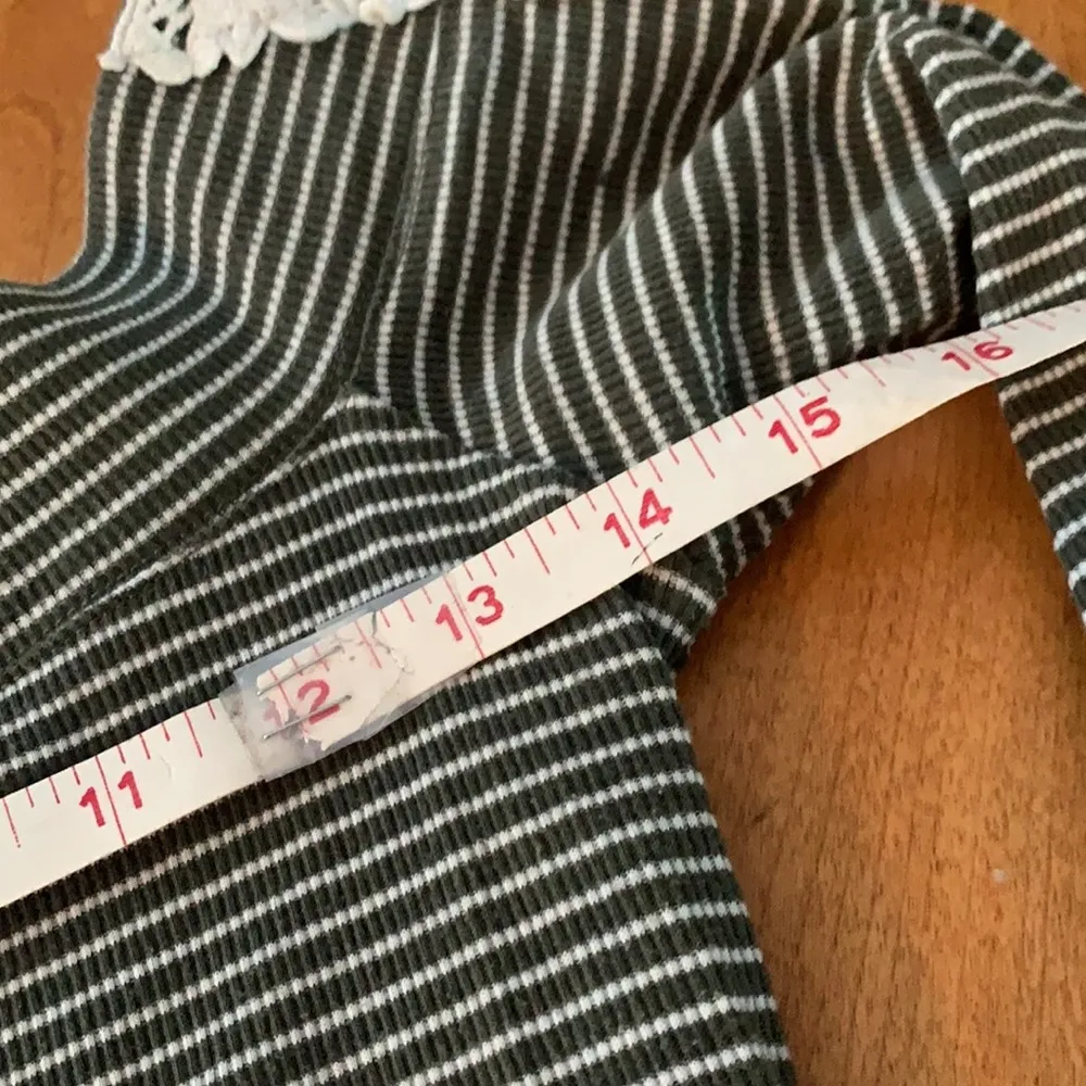 Hollister longsleeve off the shoulder top - Image 7