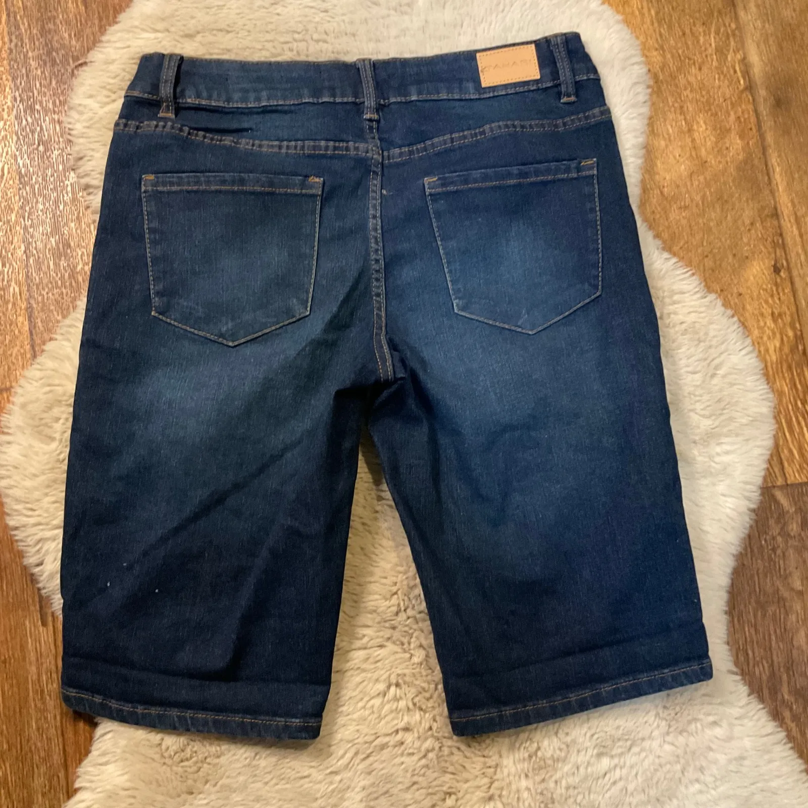 Tahari MIA Bermuda Shorts Size 8 29 Dark Wash Mid Rise Womens - Image 5