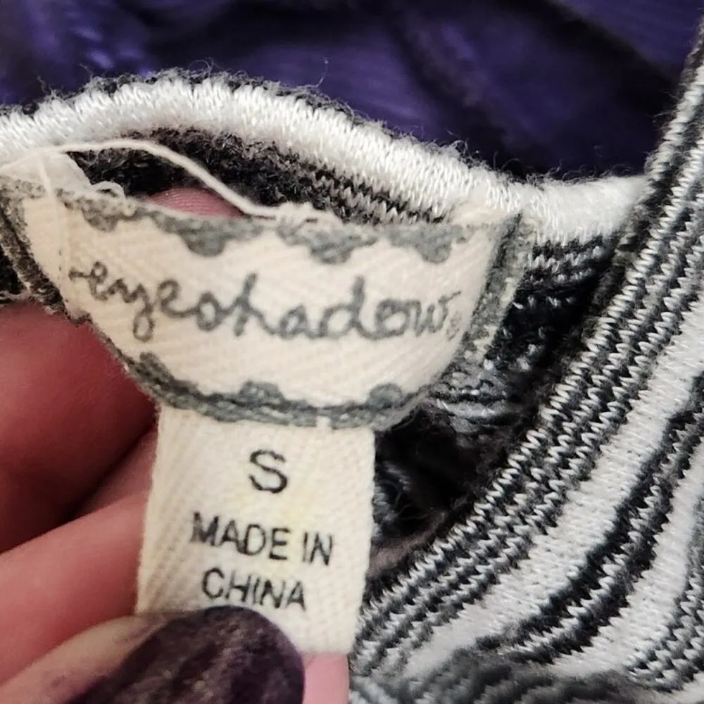 Eyeshadow Stripe Sleeveless Crop Jumpsuit V-Neck Wide Leg Black White Size Small - Image 8