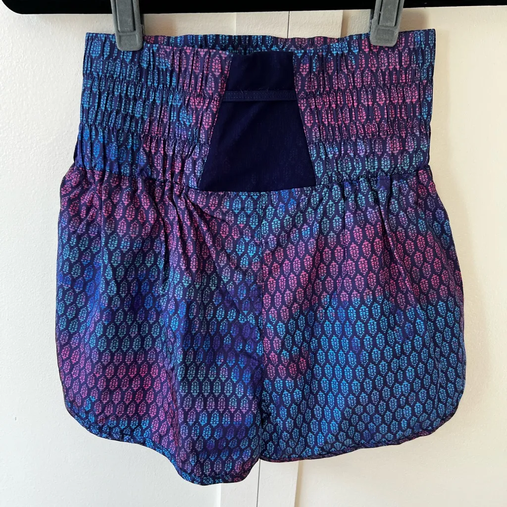 Free People FP Movement Way Home Logo Purple Blue Women’s Shorts Size Medium - Image 3