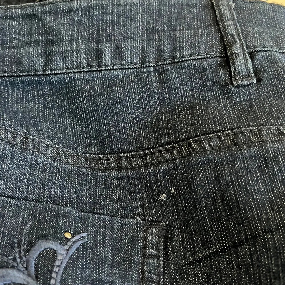 Womens 26W Basic Shorts Stretch Flexible Dark Rinsed Denim Size 26 plus - Image 5