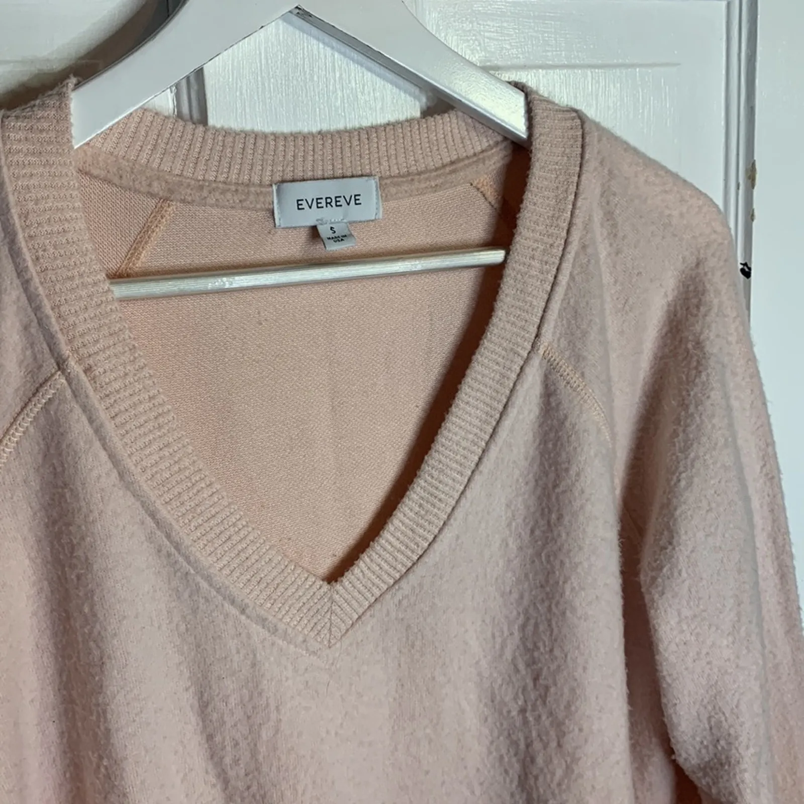 Evereve Pale Pink Mac V-neck Pullover Long-sleeve Soft Sweater Top W-181 Sz S - Image 3